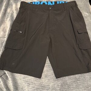 Men's Iron Co Black Cargo Shorts Sz 38